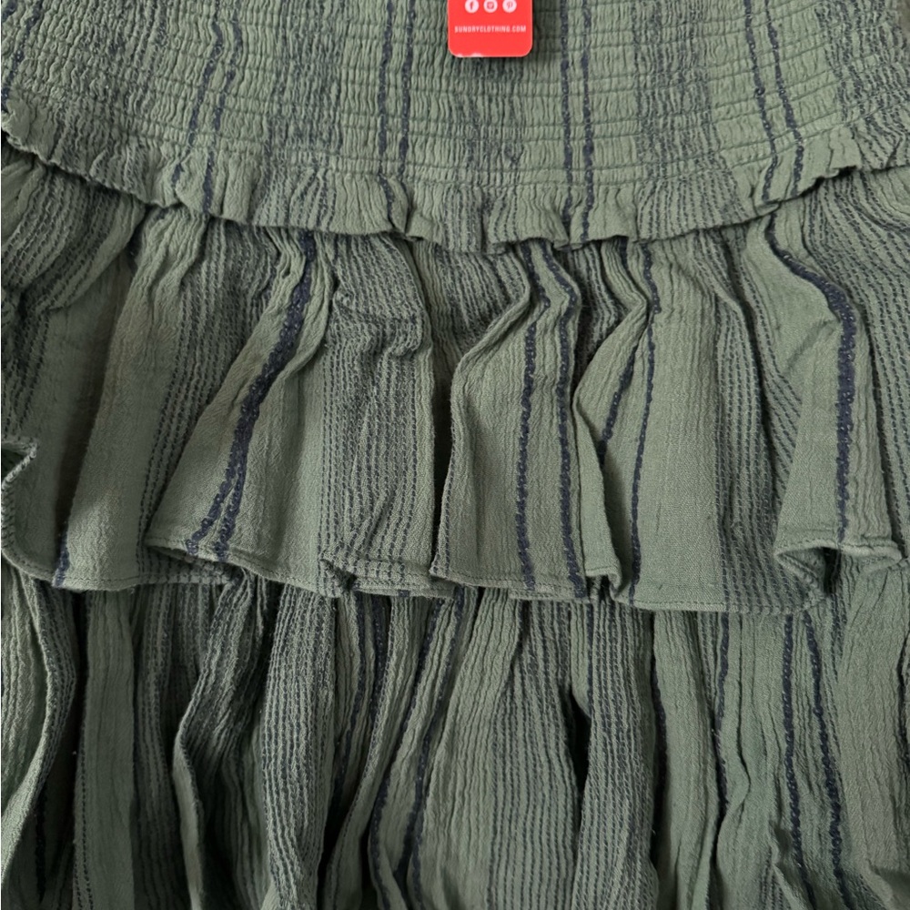 REVOLVE Sundry Green Shirred Mini Skirt with Ruffled Smocking Medium New - Picture 3 of 4